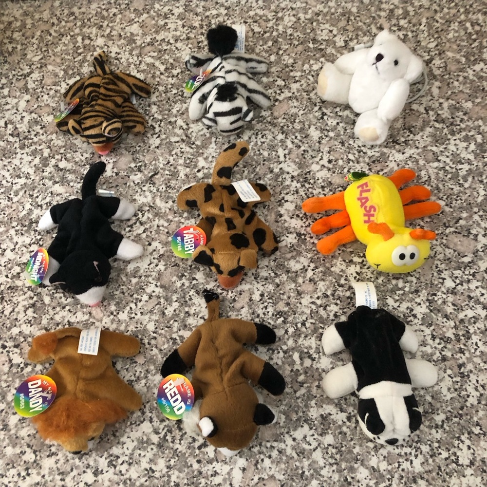 Beanie style plush mini animals bundle of 8 plus 1 jointed bear assorted colors - Picture 2 of 10